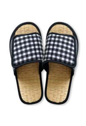 Checked slippers "Chess"